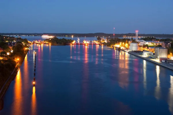 Locales Del Canal Del Norte Del Báltico Kiel Por Noche —  Fotos de Stock