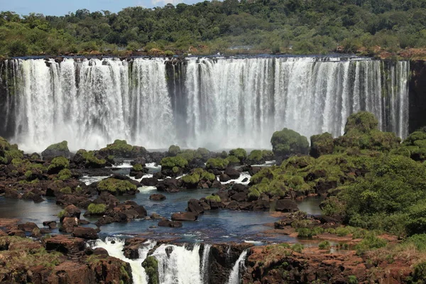 Iguazu Cai Cachoeira Natureza — Fotografia de Stock