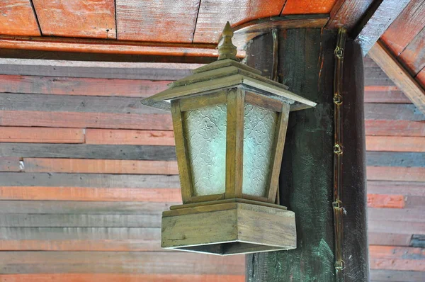 Lámpara Antigua Madera — Foto de Stock