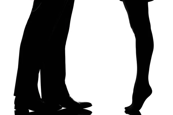 つの白人詳細足足カップル男と女つま先立ちスタジオ シルエットの白い背景で隔離の恋人 Teenderness — ストック写真