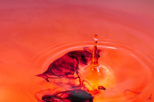 水滴抽象背景 — 图库照片