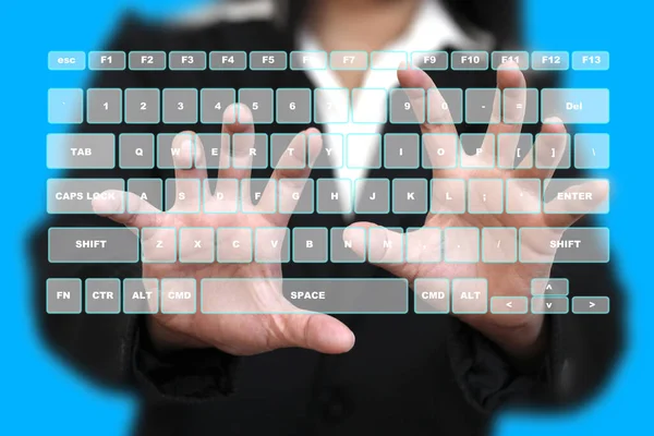 商业女性在虚拟键盘界面上打字 — 图库照片