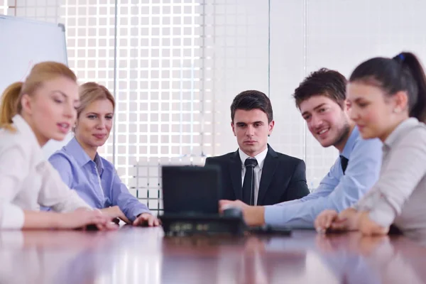 Geschäftsleute Haben Videokonferenz Büro — Stockfoto