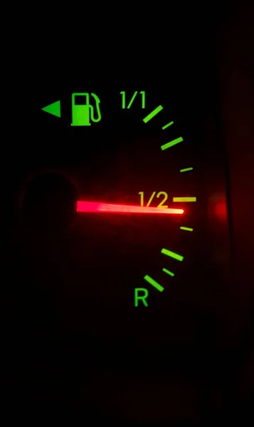 Fuel Indicator Showing Half — Stock Photo, Image