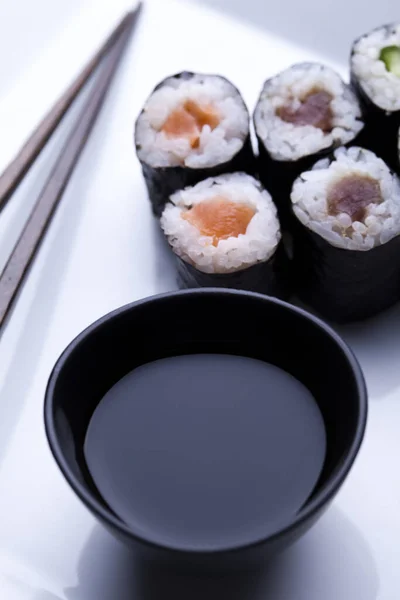 Tradycyjne Japońskie Jedzenie Sushi — Zdjęcie stockowe