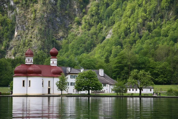 Naturskön Över Kyrka Och Arkitektur Detaljer — Stockfoto