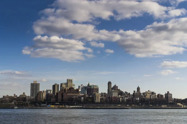 Die Skyline Von Brooklyn New York Von Manhattan Seehafen — Stockfoto