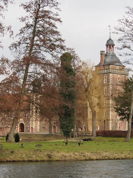 Bij Het Waterkasteel Raesfeld — Stockfoto