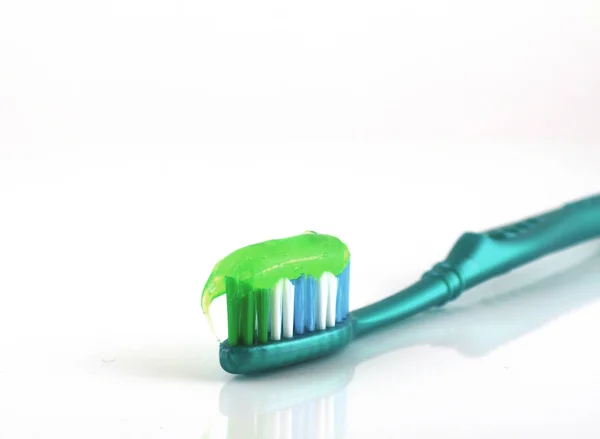 Brosse Dents Avec Pâte Dents Sur Fond Blanc — Photo