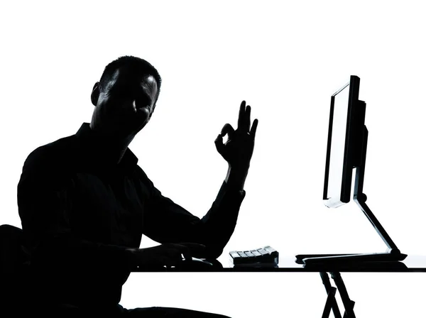 Jeden Biały Biznes Człowiek Komputer Obliczeniowy Gest Sylwetka Studio Odizolowany — Zdjęcie stockowe