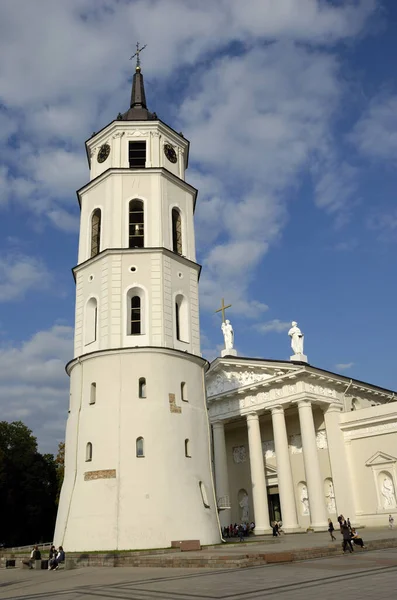 Дзвіниця Станиславою Собор Вілній Літуанія — стокове фото