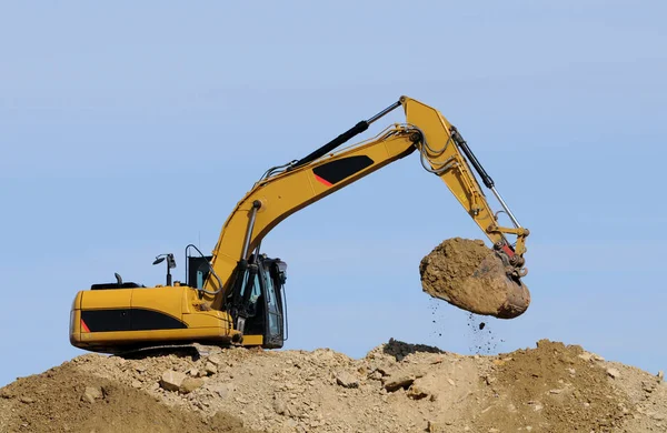 Excavator Field — Stock Photo, Image