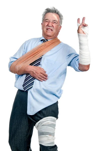 Раненый Старший Бизнесмен Изолированный Белом — стоковое фото