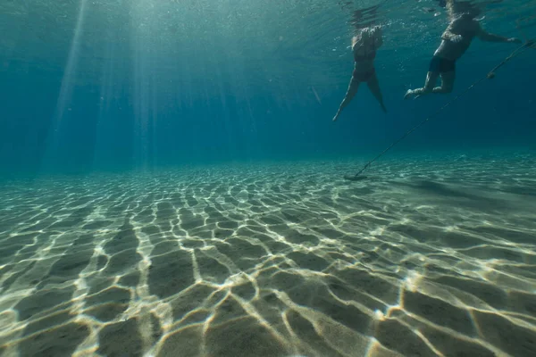 Snorklers Aguas Tropicales Del Mar Rojo — Foto de Stock