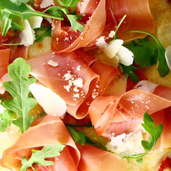 Delicious Thinly Sliced Italian Prosciutto Ham Fresh Rocket Leaves Served — Stock Photo, Image