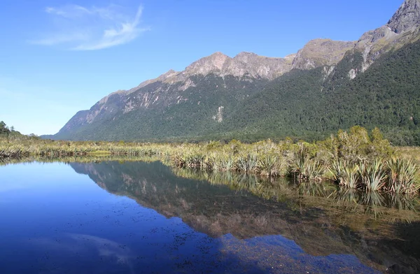 New Zealand Lago Specchio — Foto Stock