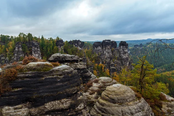 Arenaria Formazioni Rocciose Nel Paesaggio Naturale — Foto Stock