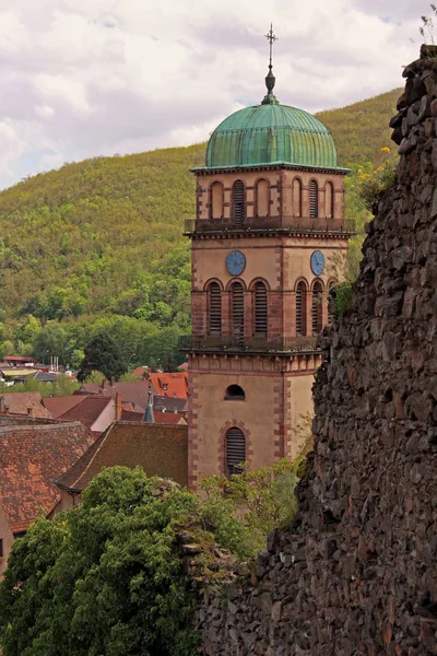 Malerischer Blick Auf Majestätische Mittelalterliche Architektur — Stockfoto