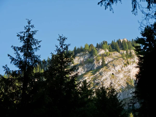 Caminhadas Nas Altas Montanhas — Fotografia de Stock