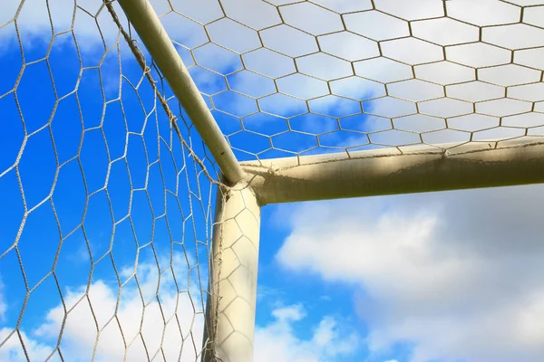 Cel Piłki Nożnej Piękne Błękitne Niebo — Zdjęcie stockowe