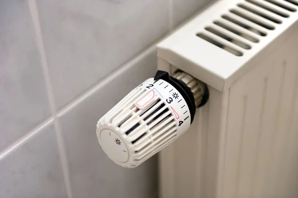 Uppvärmningsradiator Rummet — Stockfoto