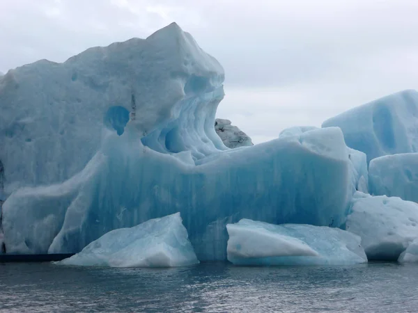 Iceberg Congelado Blanco Hielo Frío —  Fotos de Stock