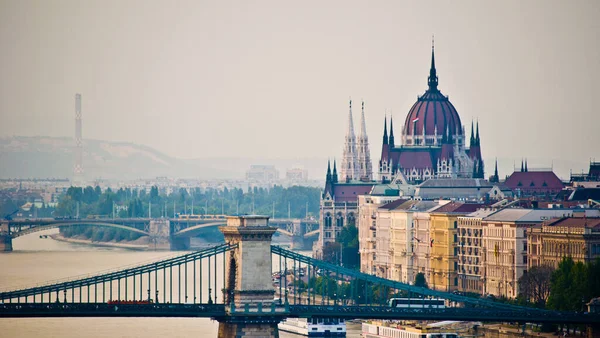 Widok Panoramę Miasta Budapesztu Dunaju — Zdjęcie stockowe