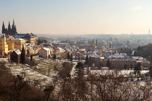 Prag Kalesinden Prag Manzarası — Stok fotoğraf