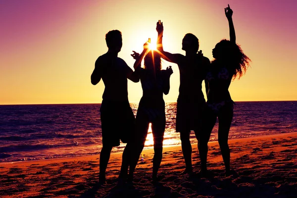 Люди Вечірки Пляжі Напоями — стокове фото