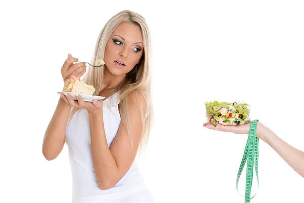 Joven Hermosa Mujer Elegir Entre Tazón Ensalada Con Verduras Frescas — Foto de Stock