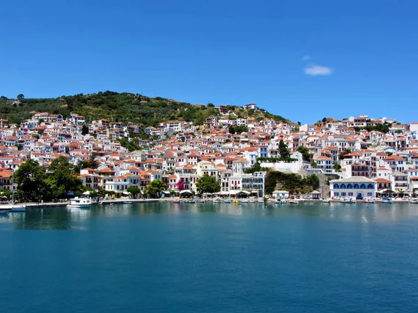 Skopelos Görög Sziget Vories Sporades Nál Kilátás Kikötőből — Stock Fotó