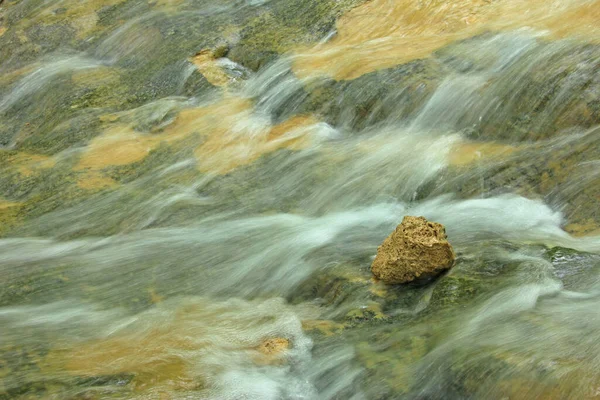 Malebný Pohled Majestátní Krajinu Vodopádem — Stock fotografie
