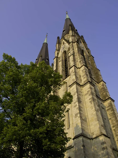 Malowniczy Widok Majestatyczną Architekturę Katedry — Zdjęcie stockowe