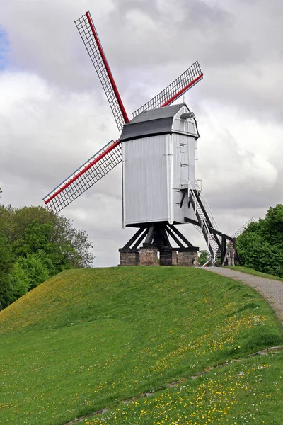 Scenic View Landscape Windmill Building — Stock Photo, Image