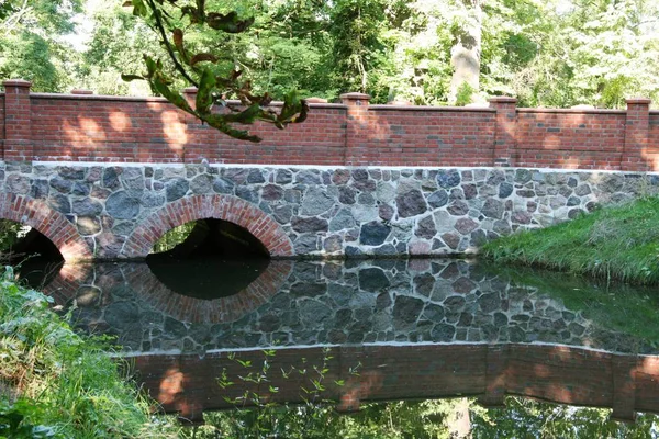 Γέφυρα Από Φυσική Πέτρα — Φωτογραφία Αρχείου