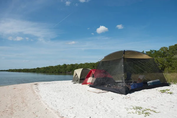 Acampar Los Everglades Con Blue Sky — Foto de Stock
