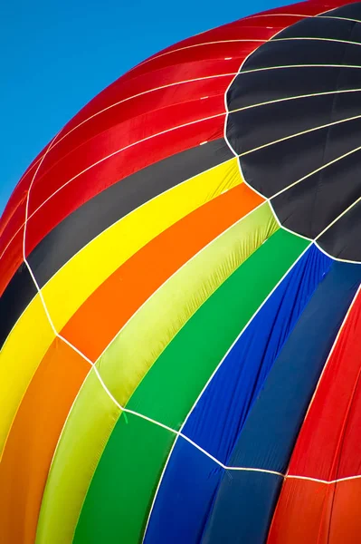 Färgglada Regnbåge Flagga Himlen — Stockfoto