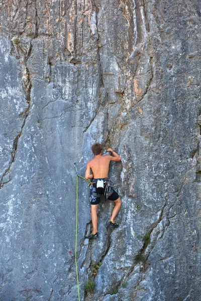 Young Climber Sistiana Rock Trieste — Stock Photo, Image