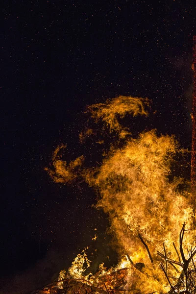 Chama Quente Fogo Vermelho Ardente — Fotografia de Stock