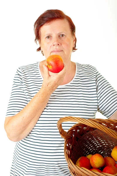 Senior Woman Holding Fresh Apple — Stock Photo, Image