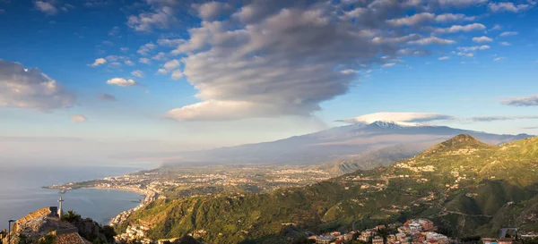 Πανόραμα Της Etna Και Των Ακτών Της Σικελίας Ιταλία — Φωτογραφία Αρχείου