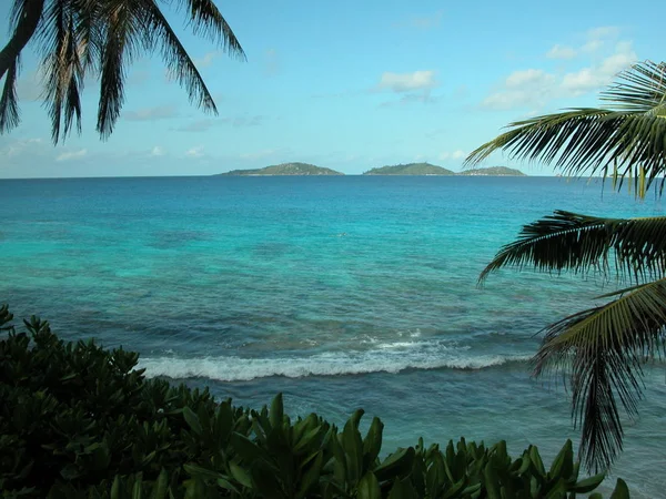 セーシェルの孤独なビーチ Seychelles — ストック写真