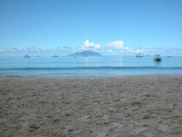 Osamělá Pláž Seychelách — Stock fotografie