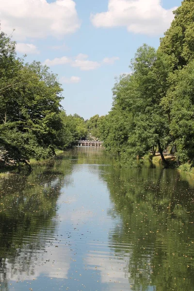Widok Rzekę Parku — Zdjęcie stockowe