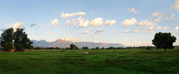 Soluppgång Ugnsdalen Vid Foten Sierra Nevada Owens Valley Biskop Kalifornien — Stockfoto