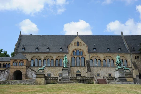 Schilderachtig Uitzicht Majestueuze Middeleeuwse Architectuur — Stockfoto