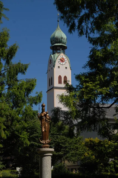 Szenischer Blick Auf Die Christliche Kirchenarchitektur — Stockfoto