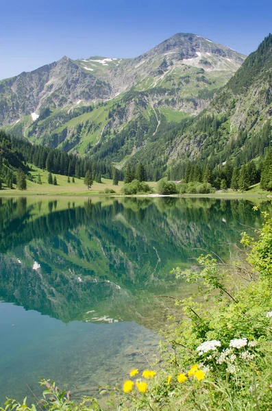 Mirroring Berg Vilsalpsee Tannheim Valley Austria — Stock fotografie