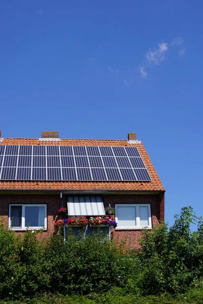 Solenergi Ekologiska Solceller Grön — Stockfoto