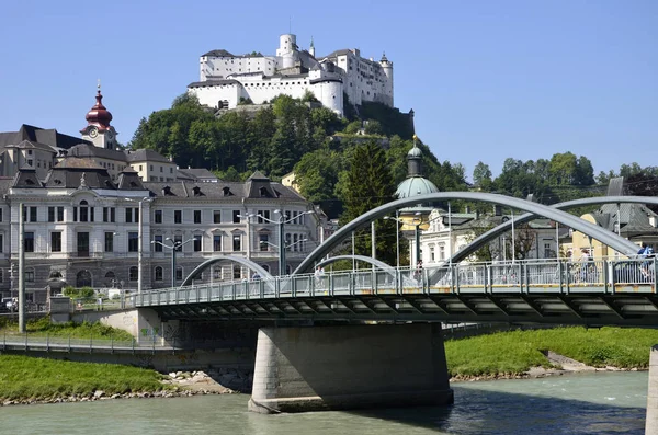 Castelo Hohensalzburg Sobre Salzach Com Ponte Nonntaler — Fotografia de Stock
